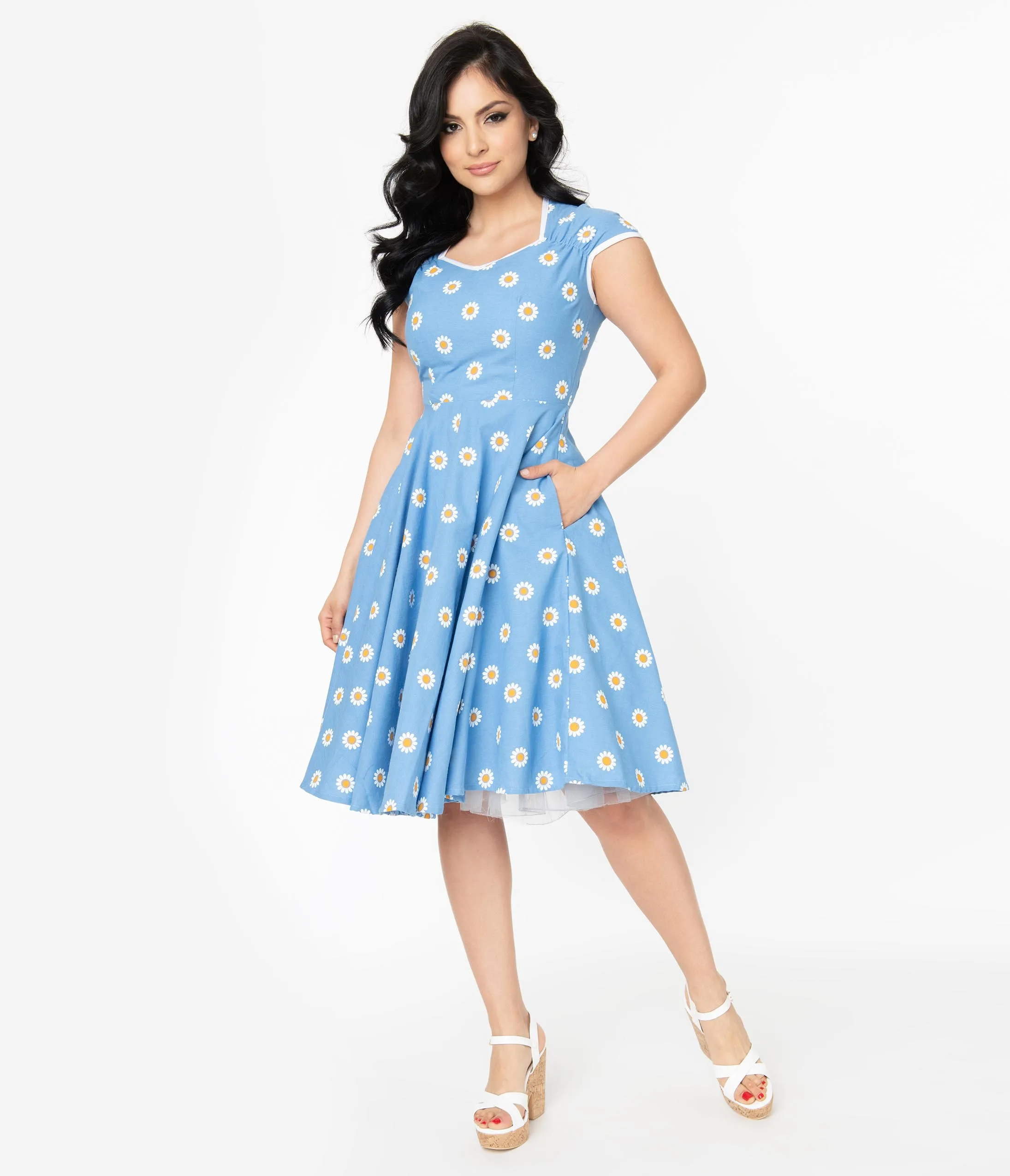 1950s Style Chambray Blue Daisy Bowie Swing Dress