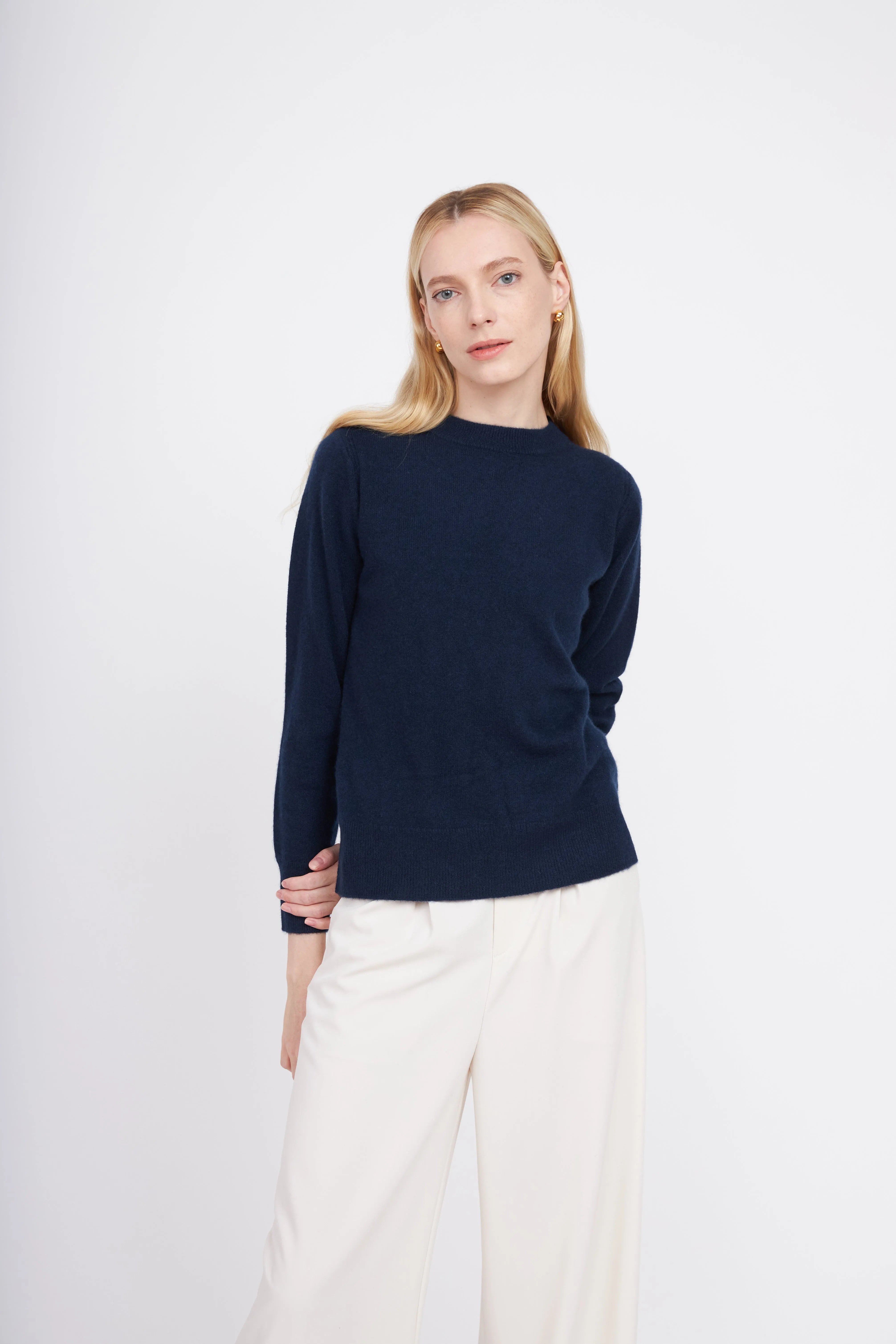 Crewneck Cashmere Sweater - Navy