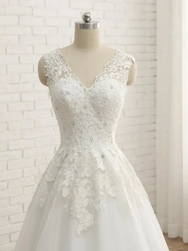 Elegant V-Neck Lace Ball Gown Wedding Dresses