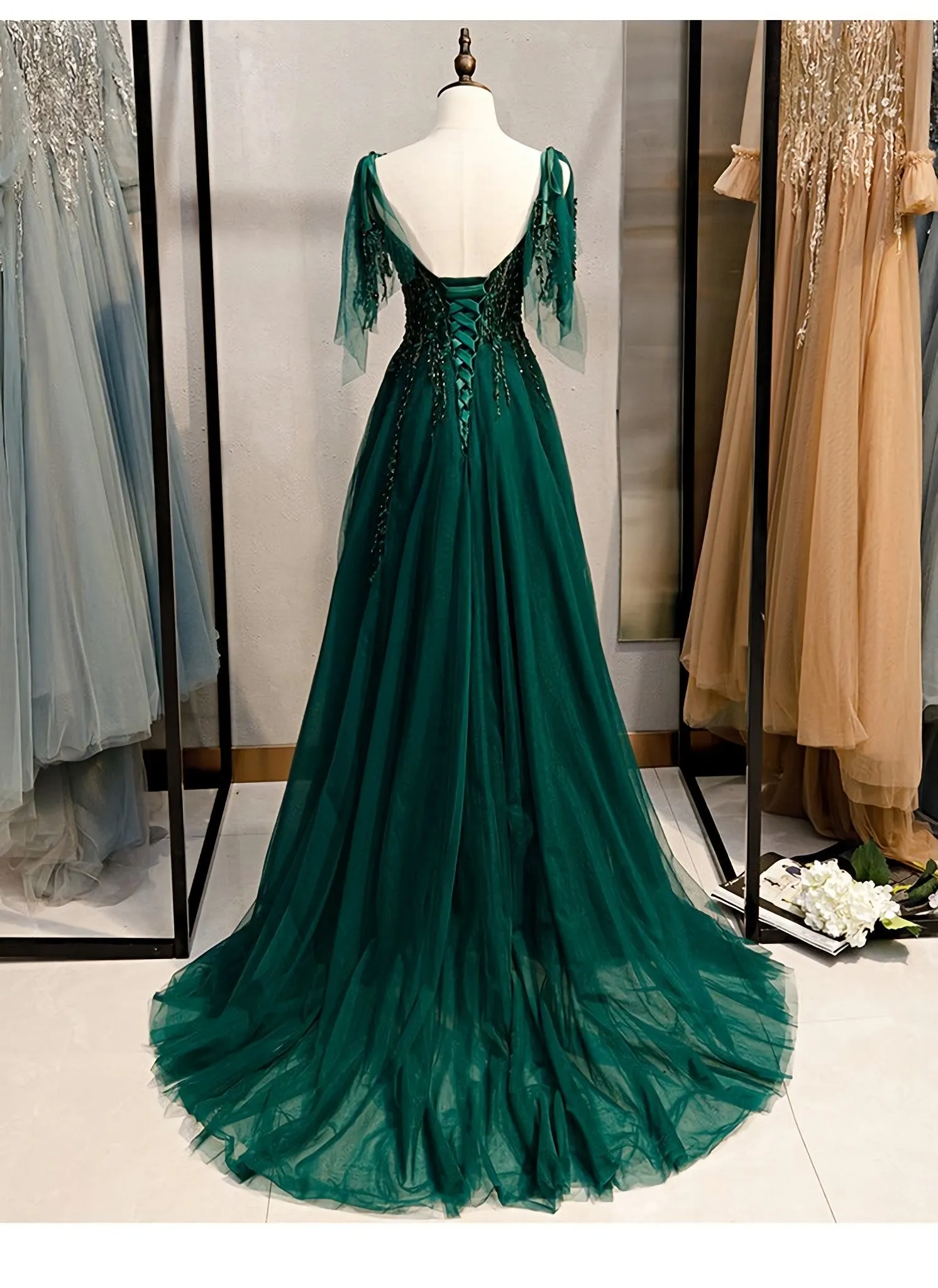 Elegant V Neckline Straps Tulle Long Junior Prom Dress Green Prom Dress 2025