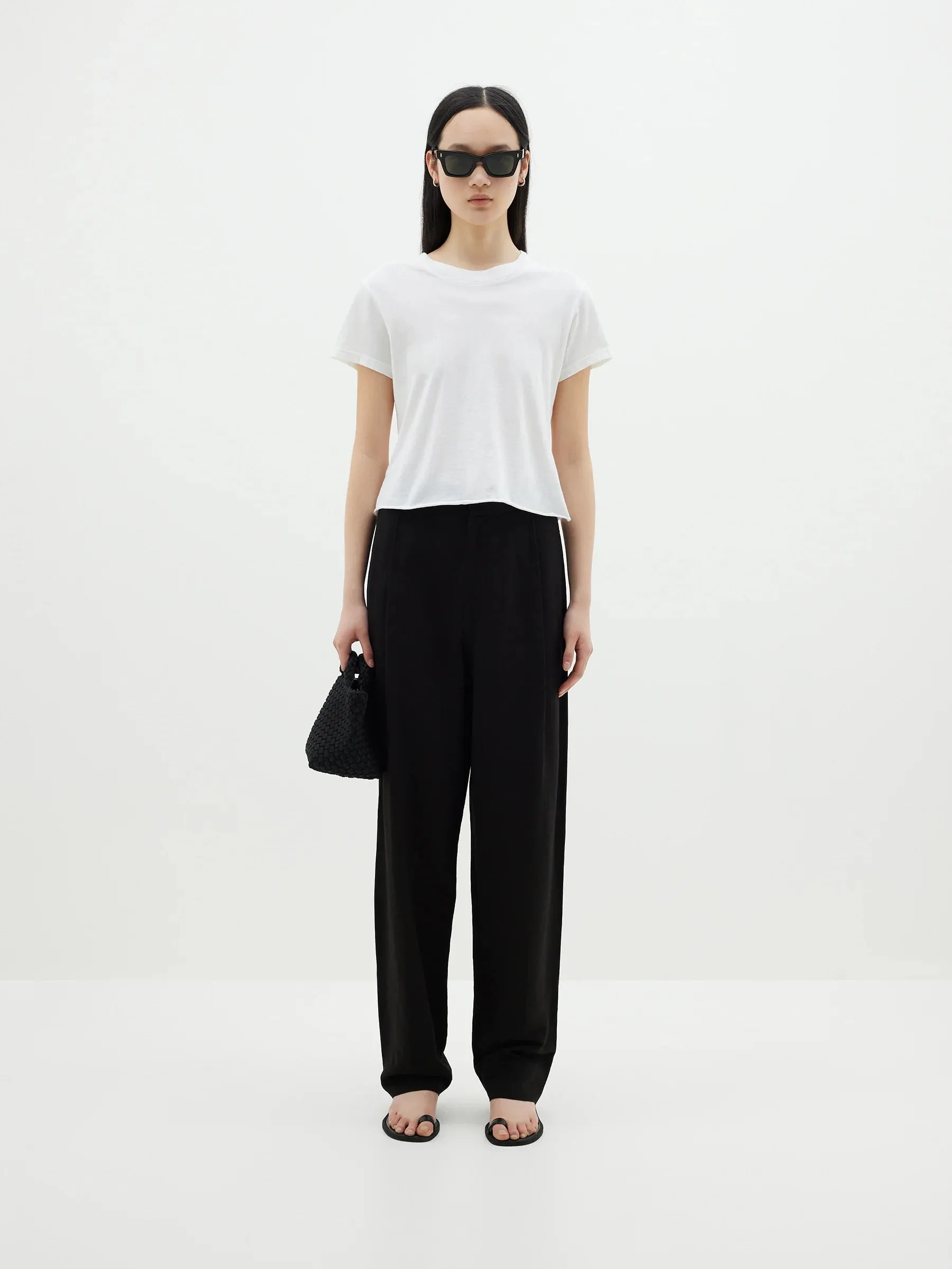 PLEAT FRONT LINEN PANT - BLACK